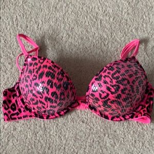 Vs PINK very sexy push up bra